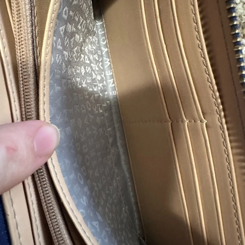 Kate Spade Blue Wallet - Picture 12 of 16